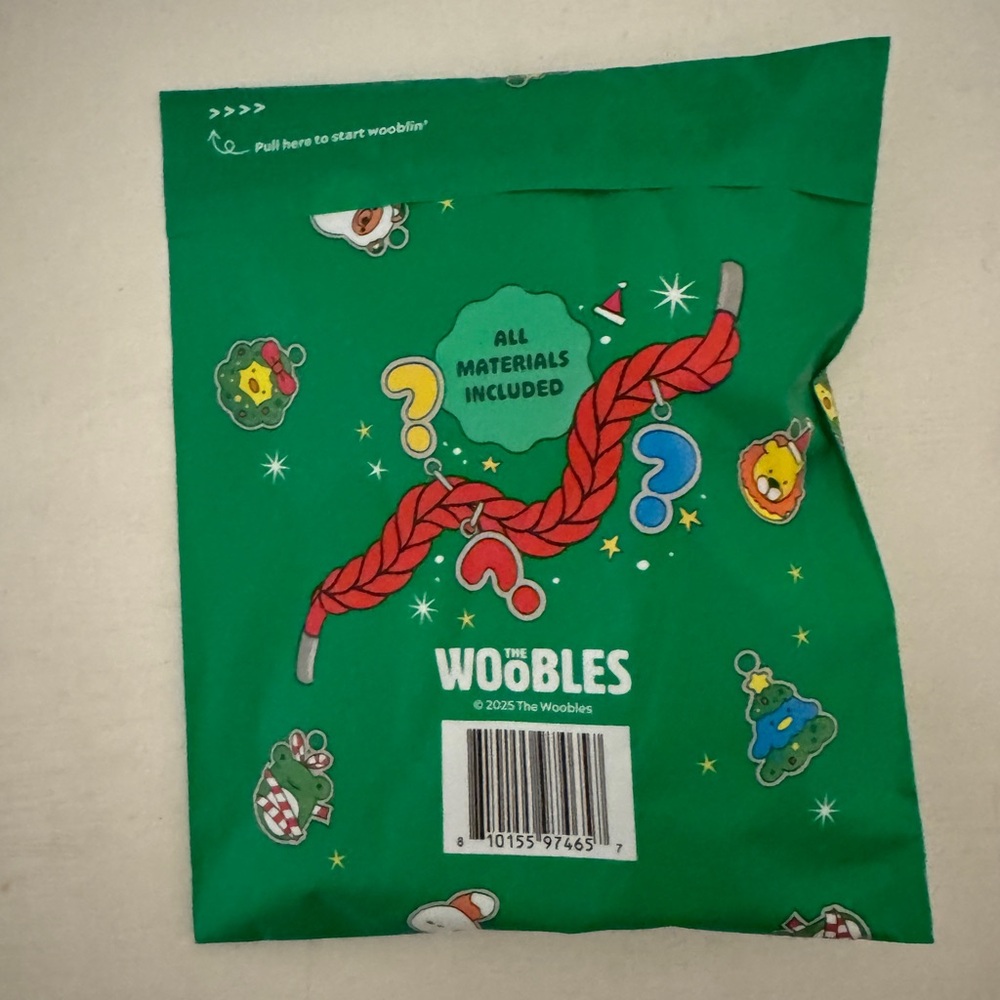 The Woobles Holiday Charm Bracelet Kit New and Unopened - Picture 2 of 2